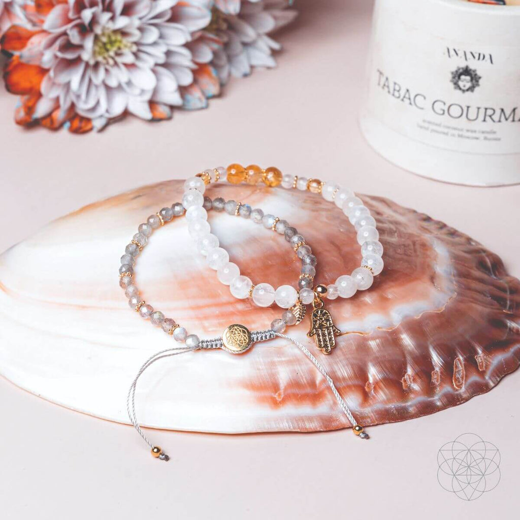 Bracelet "Golden Hand of Fortune"